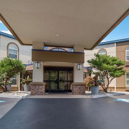 Surestay Plus Hotel By Best Western Elizabethtown Hershey Exterior foto